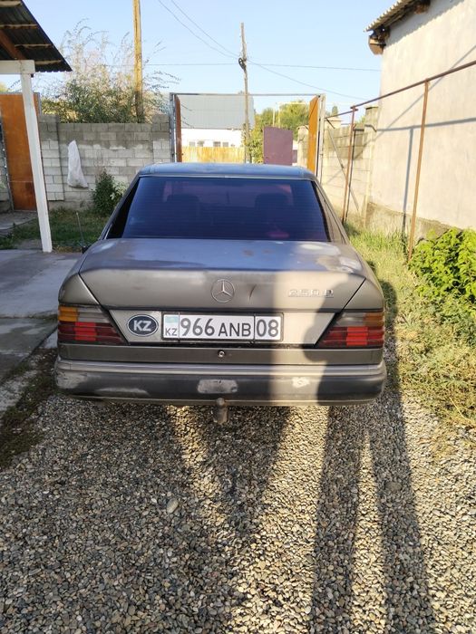 124 Мерседес сатылады