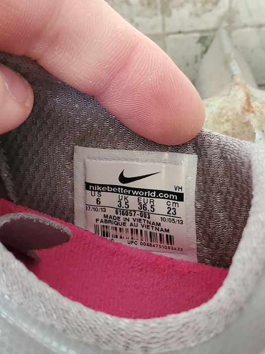 Adidași NIKE, originali, noi, damă, import S.U.A., mărimea 36.5