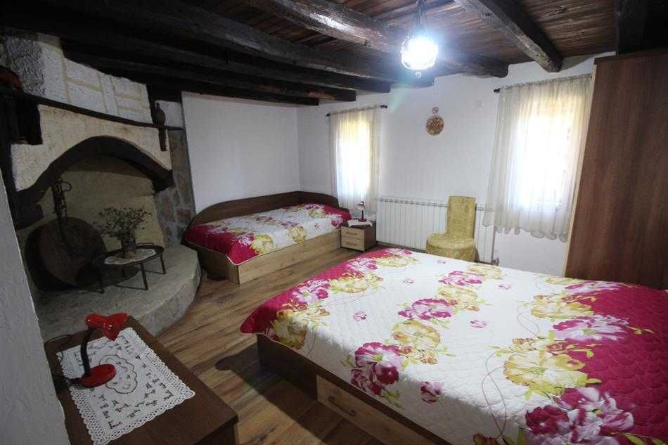 13451 -Истинско Бижу