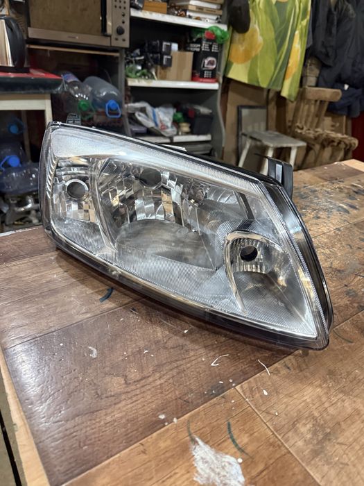 Фара гранта правая оригинал киржач