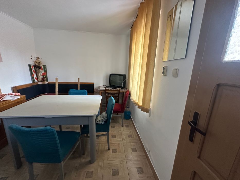 Casă de închiriat – Prejmer, zonă liniștită, aproape de centru