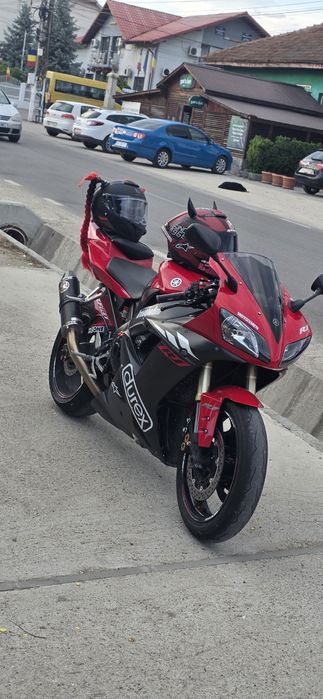 Vând Yamaha R1 2002 injectie15k km