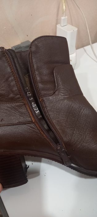 Продам сапоги женские