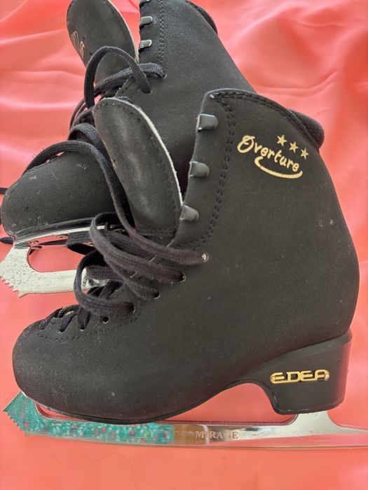 Коньки для фигурного катания