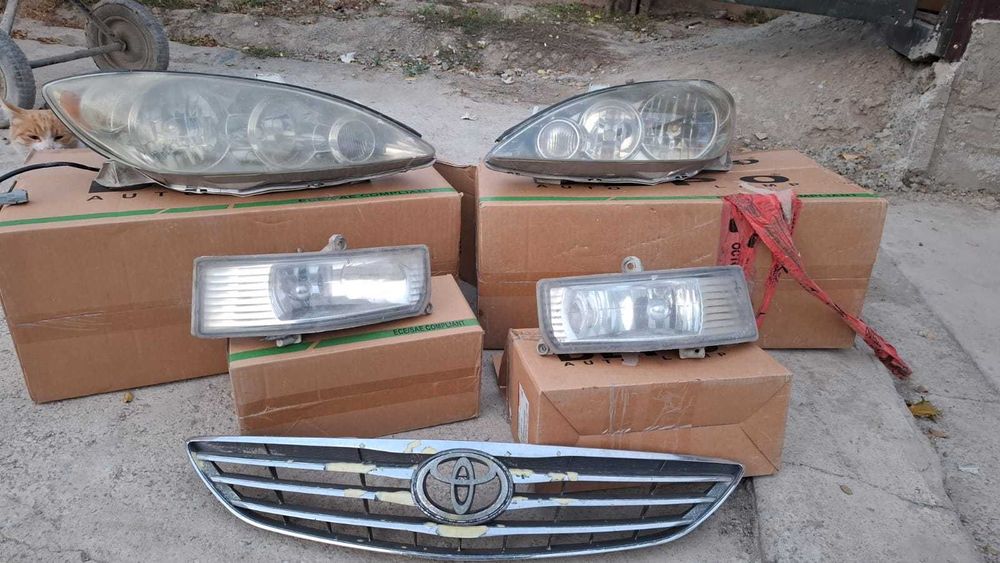 Передние фар на Tоуota Camry 30