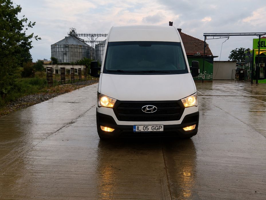 Vând sau schimb Hyundai h350