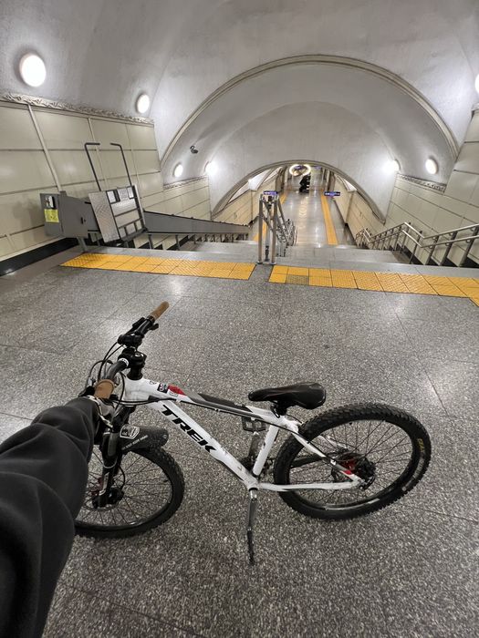 Велосипед TREK 3700 disc