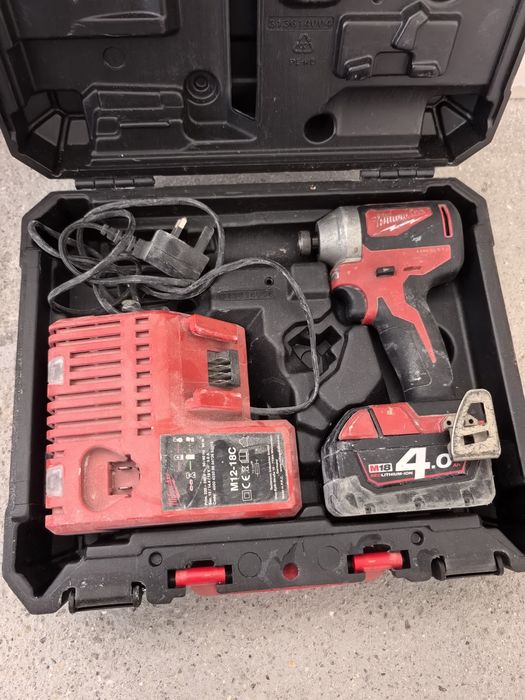 Milwaukee Винтоверт и Импакт