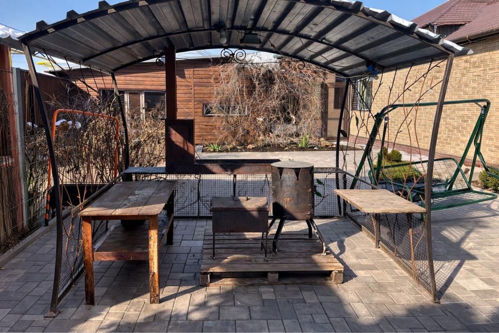 Продаю б/у мангальный комплекс