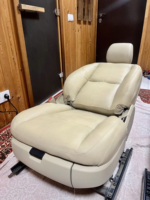 Срочно продам Сидения Mersedes Benz w221 !