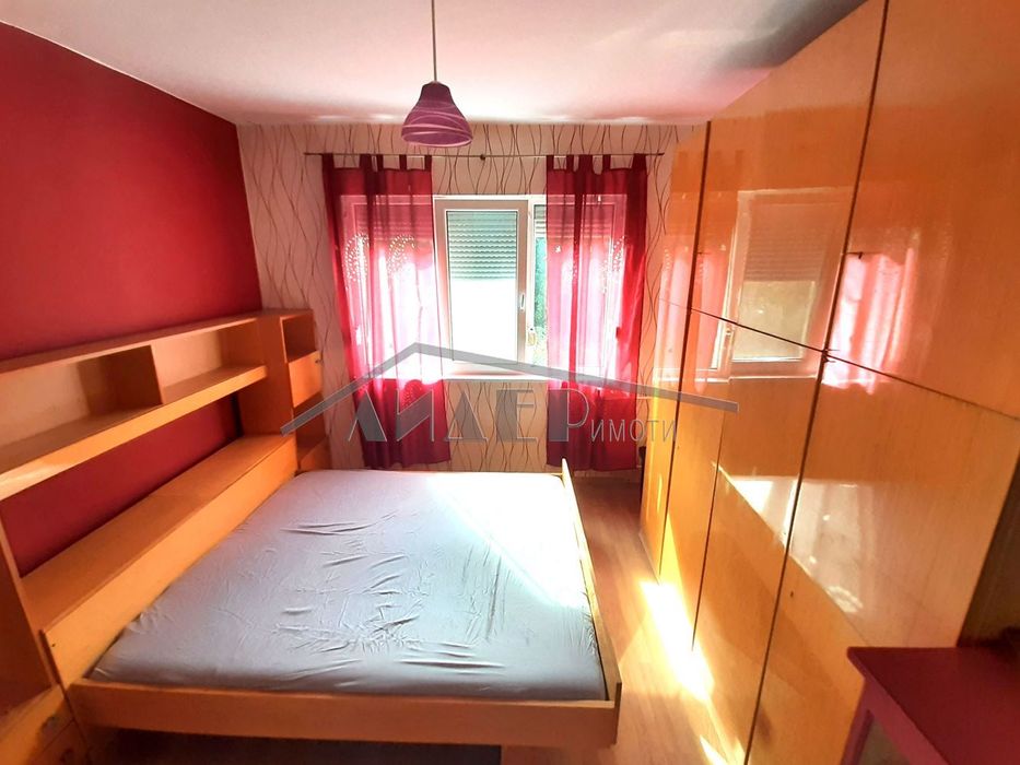 Дава се под наем Тристаен апартамент в Пловдив, Кършияка - 68 кв.м за 418.2 € - Снимка #9