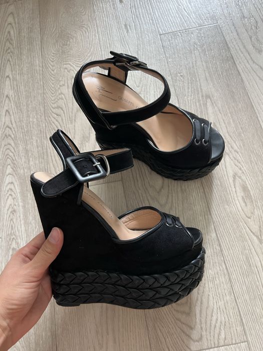 Босоножки на платформе