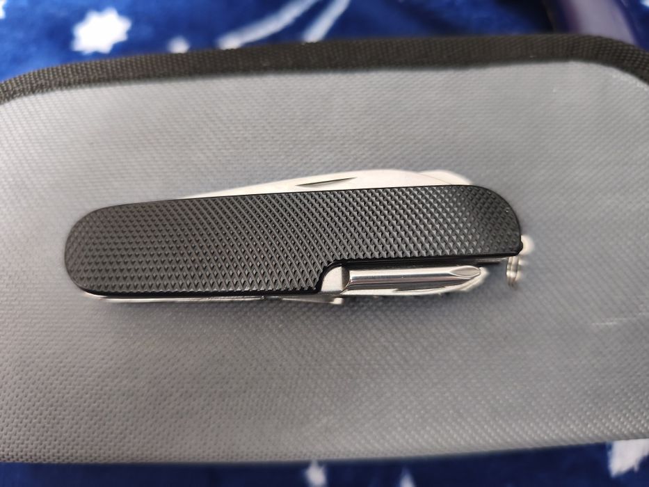 Briceag Multifuncțional Westfalia 15 în 1
Stare produs: NOU, în cutia originală (sigilat/nefolosit).