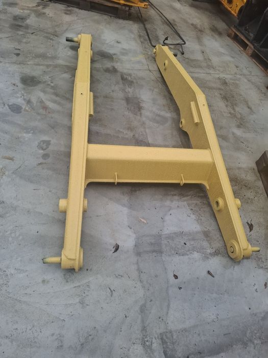 Brat Caterpillar 428E Fata
