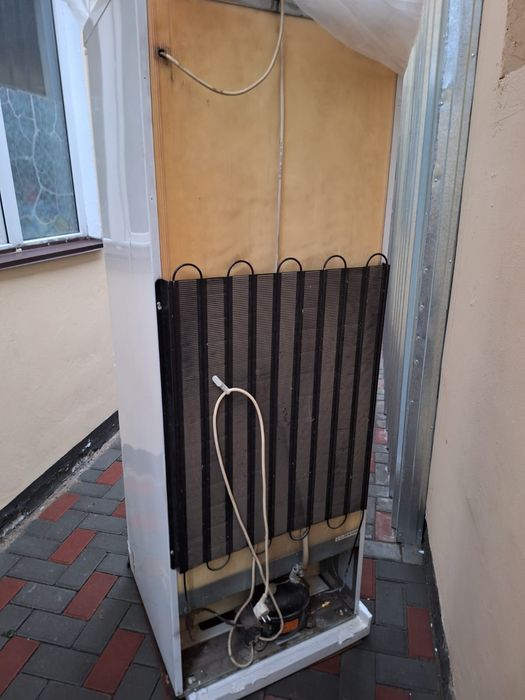 Холодильник на запчасти