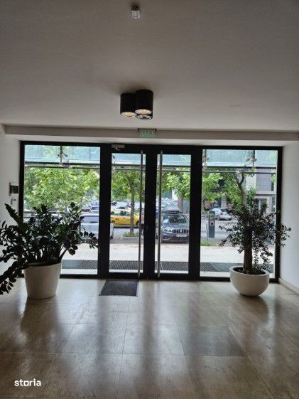 Zona Unirii 85 mp open space excelent horeca