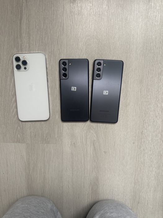 Vînd două samsung s 21 de 128 g si un iphon 12pro max 128 g