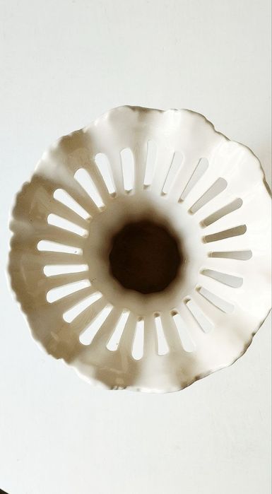 Вазы белые для цветов Alpen Berg