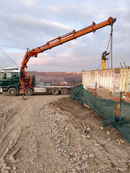Servicii transport marfuri generale, camion cu macara