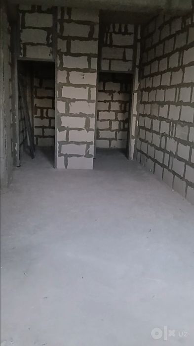 Uy sotiladi yangi qurilgan