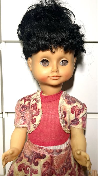 Liliana Aradeanca papusa bruneta