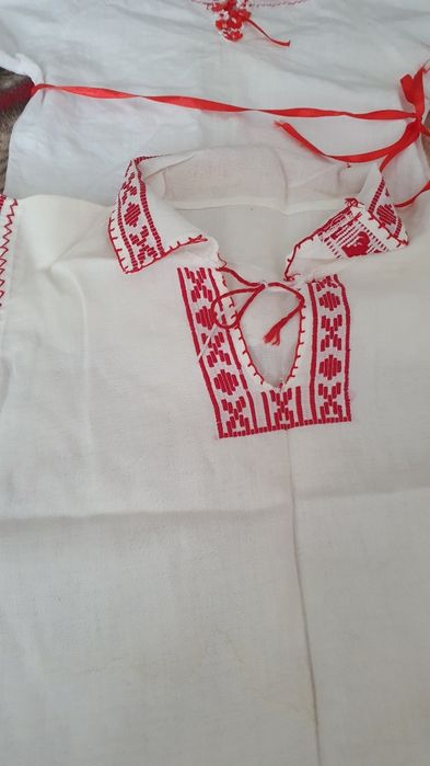 Cojoc, traista,camese de copii
