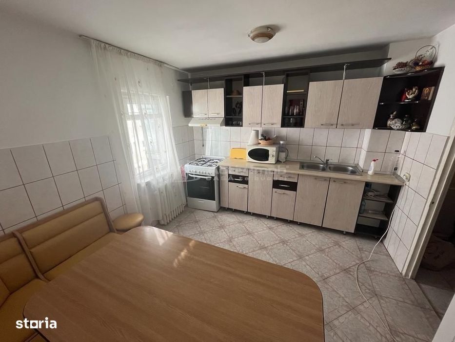 2 camere, 57 mp, etaj 4, zona Unirii, Str. Ciochinescu