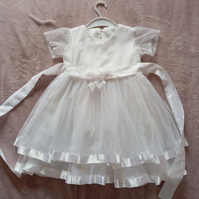 Нарядные платья 1-4года