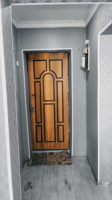 Сдам свою квартиру у метро БИЙ, семье без детей, в центре