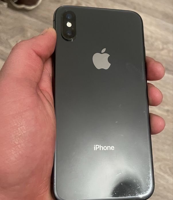 Продам (Айфон Х)