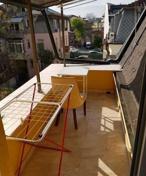 Дава се под наем Двустаен апартамент в Бургас, Център - 60 кв.м за 300 € - Снимка #3