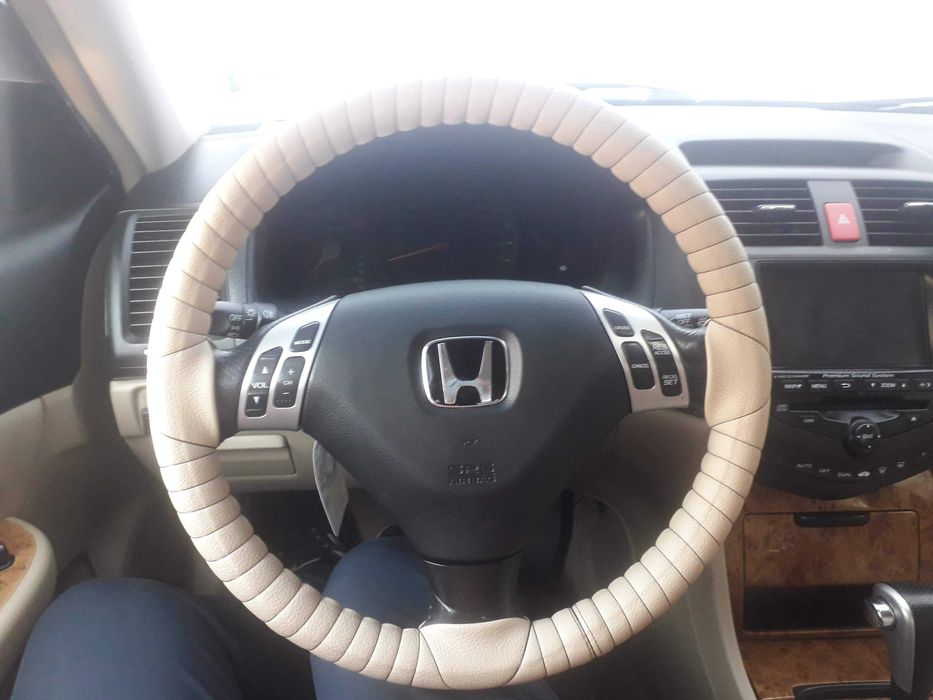 Тапициранена волани