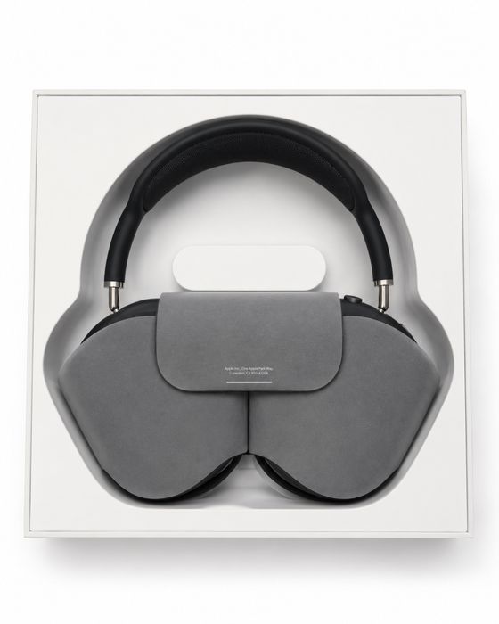 Apple AirPods Max Space Gray