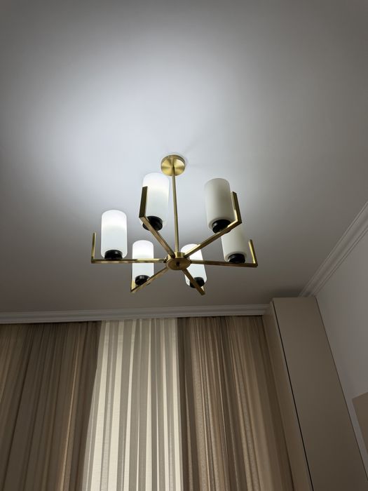 Люстра для спальной