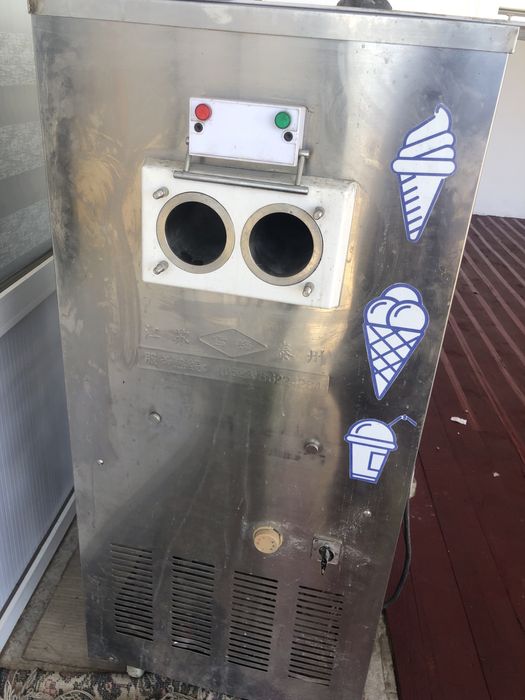 Морожниый аппарат