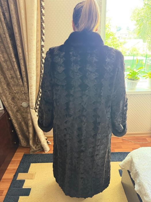 Продам норковая шуба .