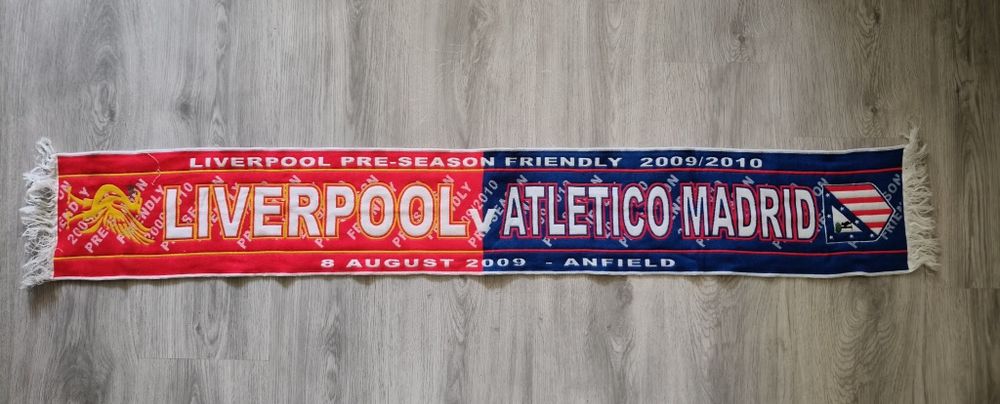 Fular Liverpool -Atletico meci amical Inainte de inceperea sezonului 2009-2010