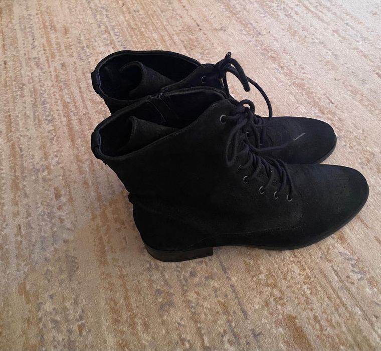 Ghete joase piele intoarsa