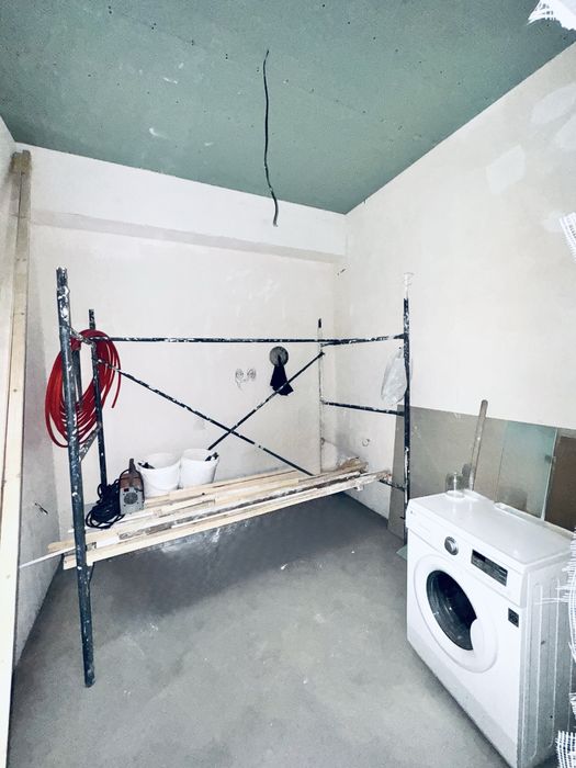 Продается 4 комнатная квартира. Мирзо Улугбекский район. Экобазар.