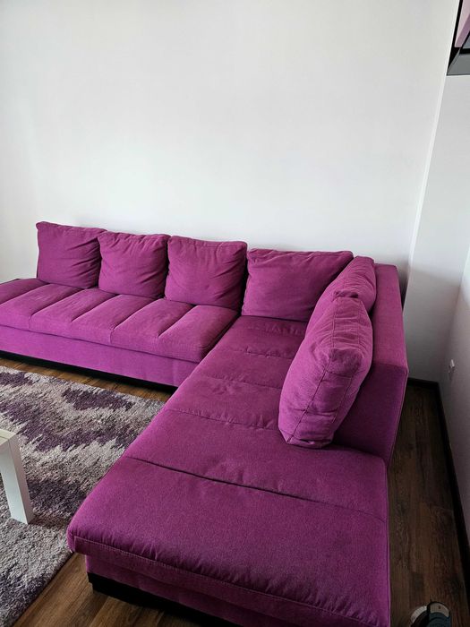 Vânzare canapea Staer