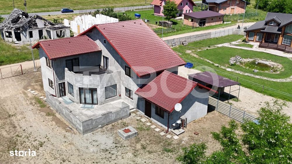 Casa individuala 5 camere 3 bai garaj 497 m teren liber Sat Sercaia