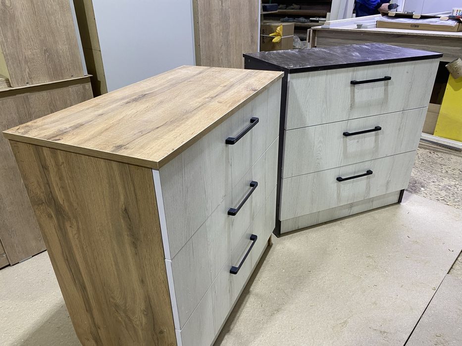 Комоды в наличии.