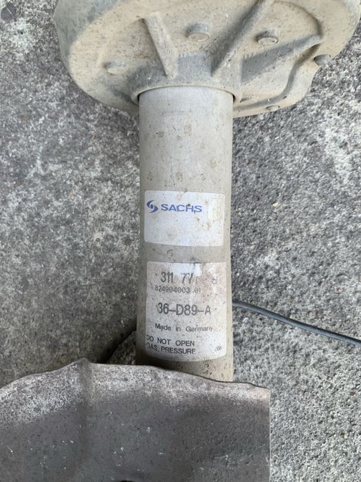 Amotizoare fata Bmw Seria 7 E65 E66