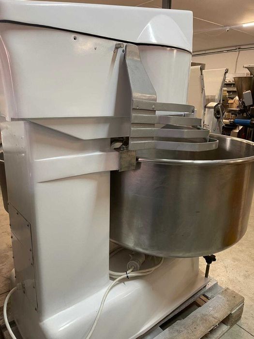 Malaxor aluat profesional DIOSNA -200kg