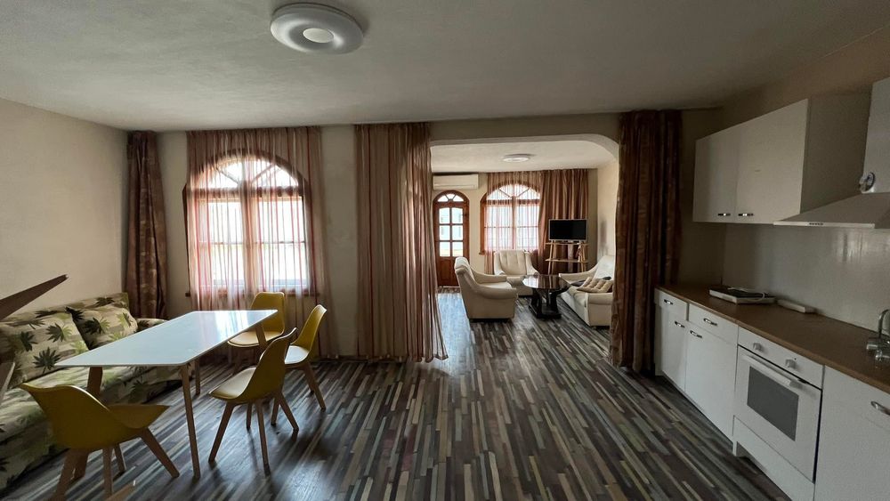 Дава се под наем Къща в Карлово - 70 кв.м за 300 € - Снимка #4