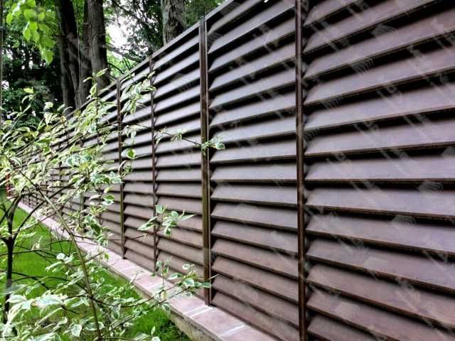Забор жалюзи металлический