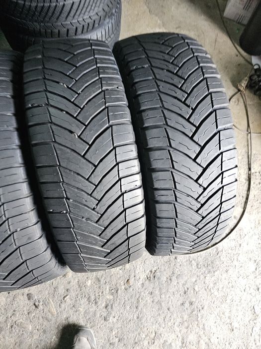 4 anvelope iarna 215 65 16C Michelin Agilis CrossClimate 2020