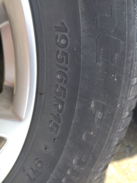 Шины с дисками в хорошем состоянии