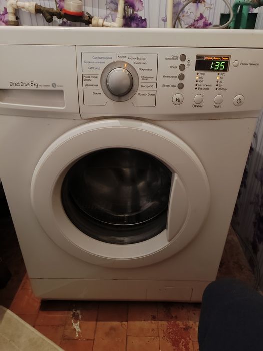 Продам стиральную машину