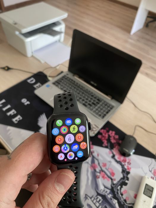 Apple watch series 7